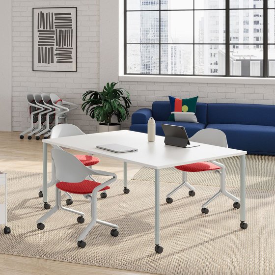 A nesting chair for the hybrid work era: Fuld by Herman Miller | News | Architonic