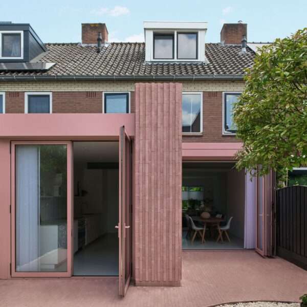 Rosa / Atlas Architects | ArchDaily