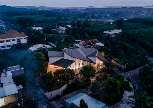 Haushaus / Akitephile - Exterior Photography