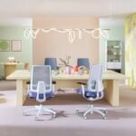 It's Automatic: Dauphin unveils the flexible office chair Indeed automatic | News | Architonic