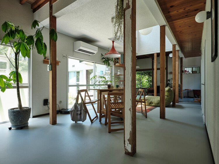 Fueda House / ROOVICE - Interior Photography, Wood, Lighting, Beam