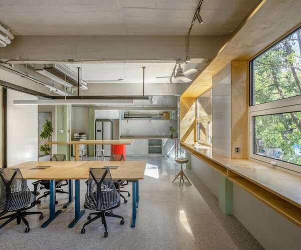 Health & Beauty Office Space / Shang Interior Architects - Interior Photography, Lighting, Chair, Glass