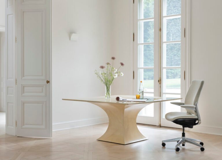 Smart Conference: Humanscale’s essential ingredient to happy hybrid-ing | News | Architonic