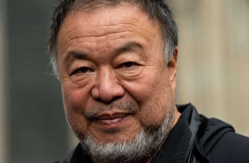 Chinese Dissident Artist Ai Weiwei Denied Entry to Switzerland