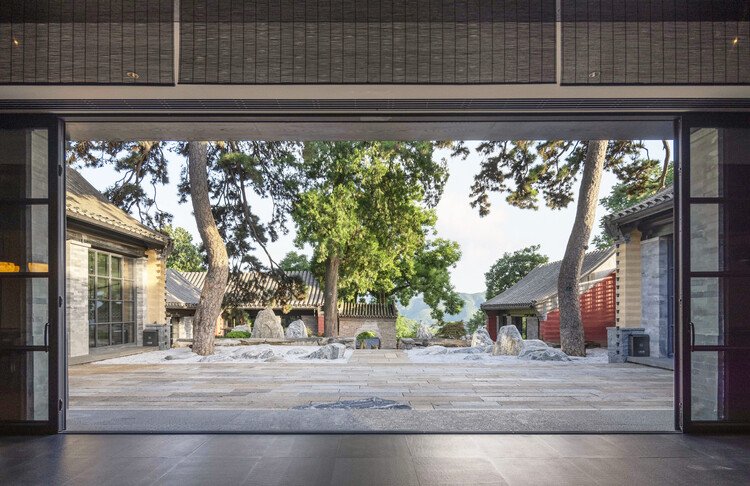 Beijing Xitan Hotel Landscape Design / Nikken Sekkei - Exterior Photography, Concrete, Courtyard