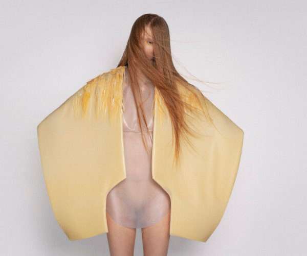 kinetic garment by iga węglińska shivers in response to sound, mimicking goosebumps