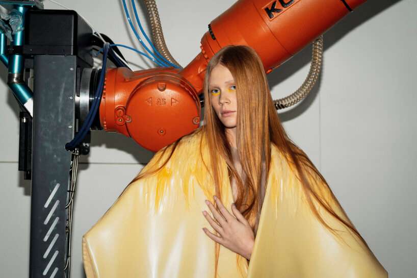 kinetic garment by iga węglińska shivers in response to sound, mimicking goosebumps