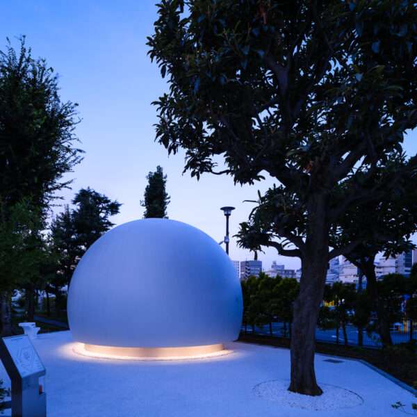 Hi Toilet THE TOKYO TOILET Nanago Dori Park_01-architizer