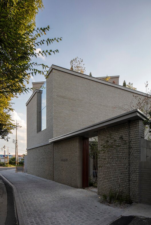 STAY MORE Flagship Store / STAY Architects - Exterior Photography, Brick