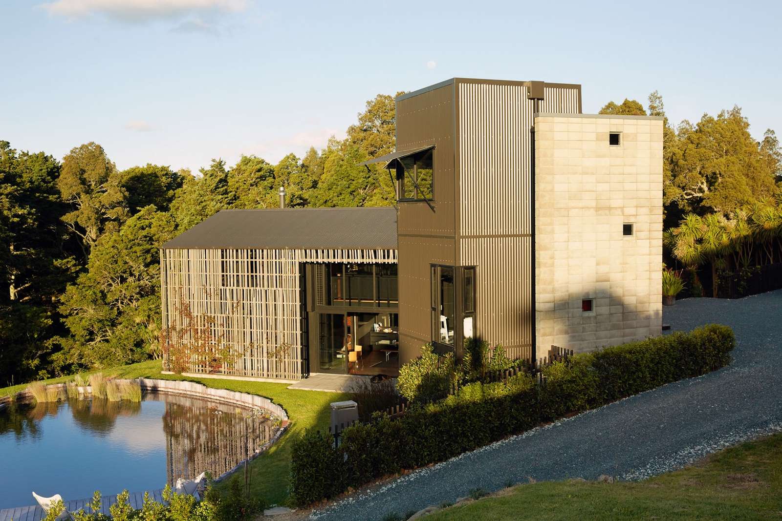 © Gerrad Hall Architects