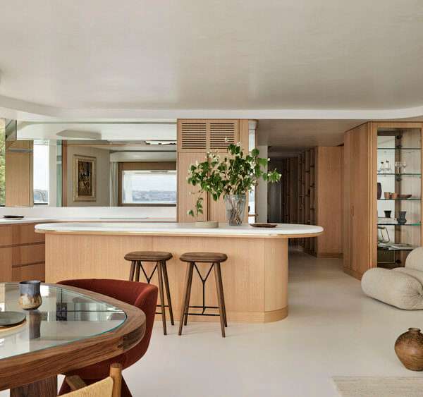 Darling Point Apartment / Studio ZAWA - Interior Photography, Kitchen, Wood, Countertop, Chair