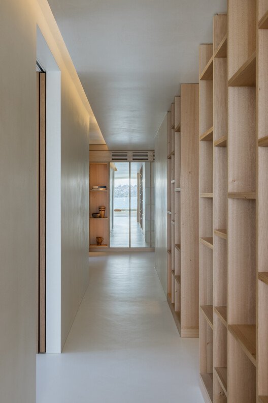 Darling Point Apartment / Studio ZAWA - Image 10 of 17