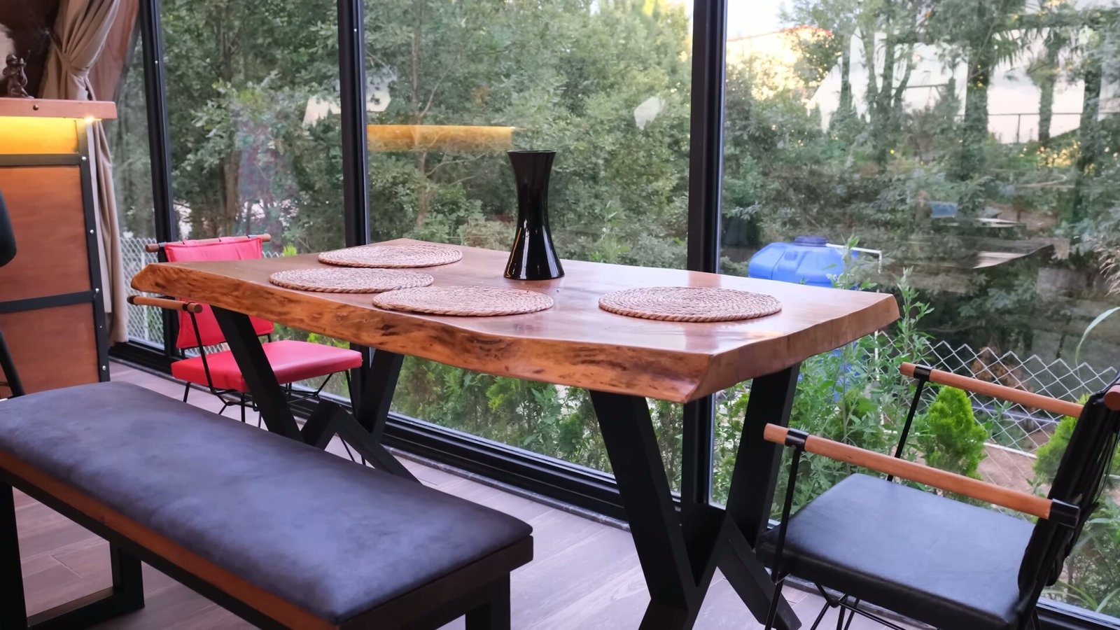 Step inside a serene Japanese-inspired vineyard house in Sapanca, Turkey. Surrounded by nature and designed for relaxation, this unique retreat features a heated pool, marble jacuzzi, sauna, and minimalist interiors, all set on a private one-acre plot. A hidden gem blending modern design with tranquil outdoor living.