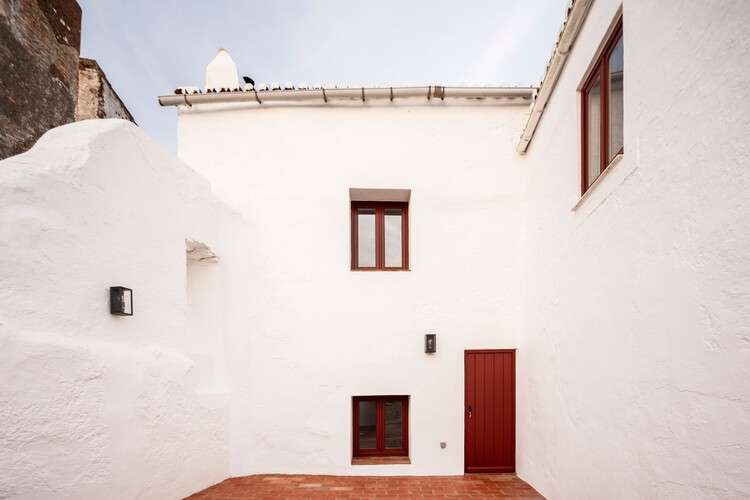 Estremoz 6 Houses / A+Architecture - Interior Photography, Door, Concrete