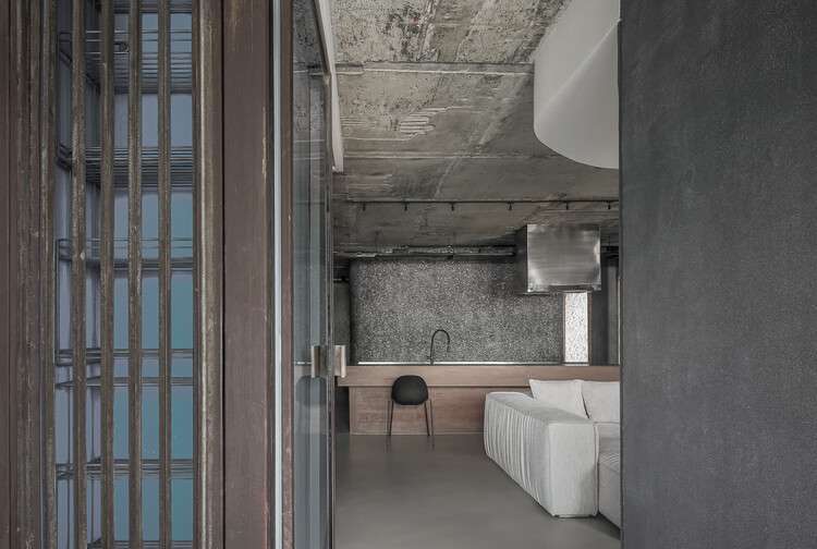 Sandwash Apartment / Architectkidd - Interior Photography, Bathroom, Concrete
