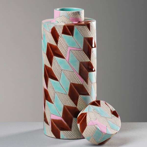 a geometrically patterned, cylindrical jar