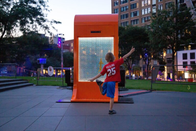 walk around mutek festival’s village numérique, a circuit of digital art installations in montreal