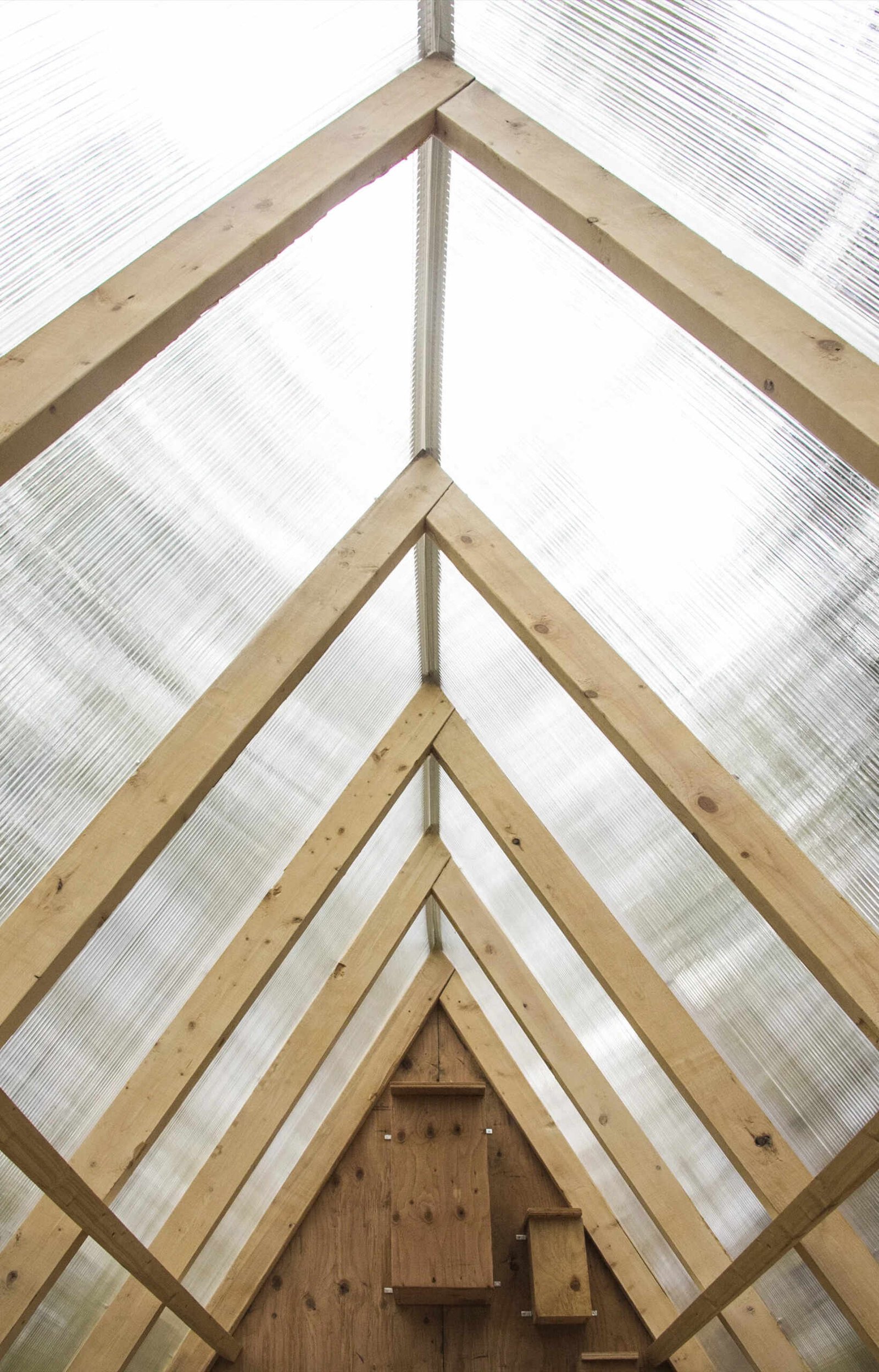 A tiny treehouse in the forests of Canada that’s also home to local birds. Designed by Studio North, the Birdhut blends into the canopy with its whimsical design, reclaimed materials, and built-in birdhouses that let humans and wildlife share the same space.