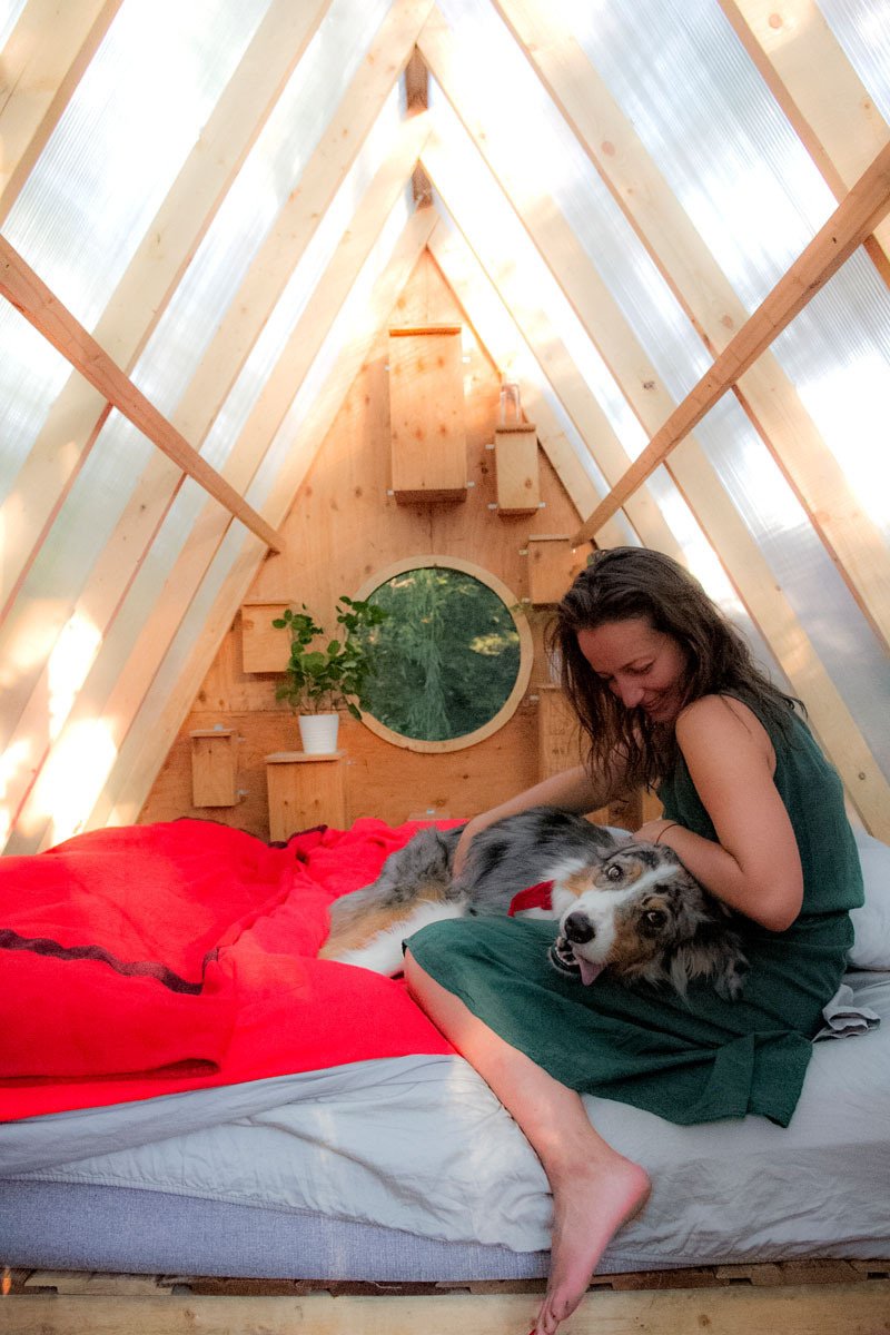 A tiny treehouse in the forests of Canada that’s also home to local birds. Designed by Studio North, the Birdhut blends into the canopy with its whimsical design, reclaimed materials, and built-in birdhouses that let humans and wildlife share the same space.