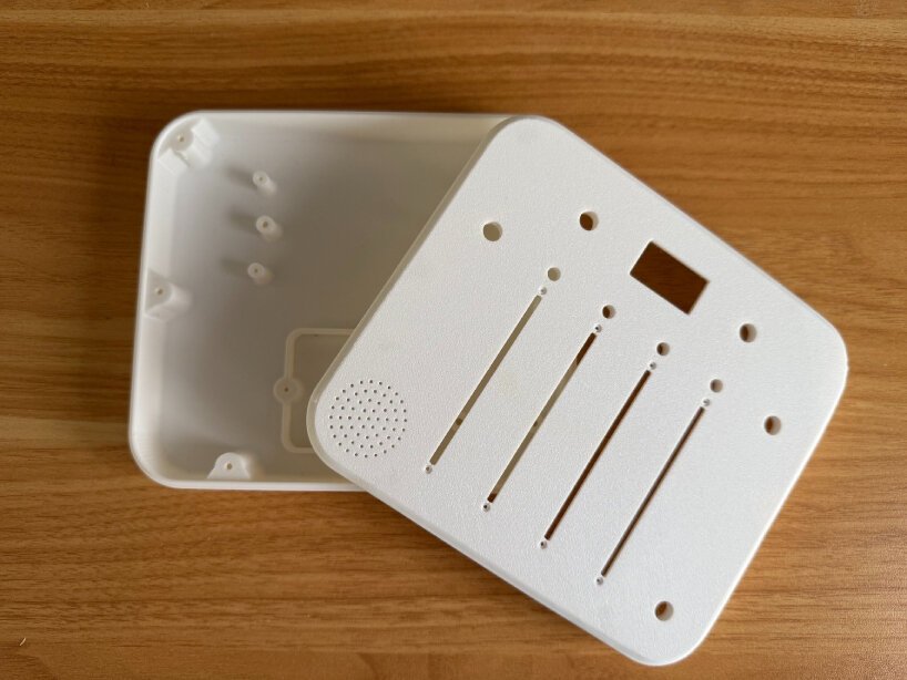 synthesizer toddlers electronic music