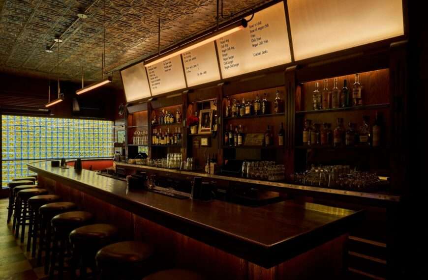Cordero Pardee revamps a Ridgewood corner shop into Mr. Nancy’s, a low-carbon dive bar