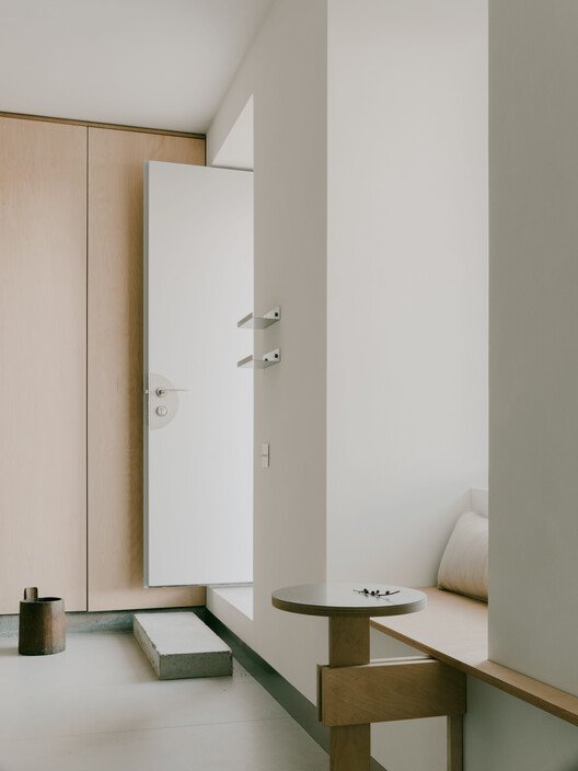 Unit 20 / studio2AM - Interior Photography, Wood, Door