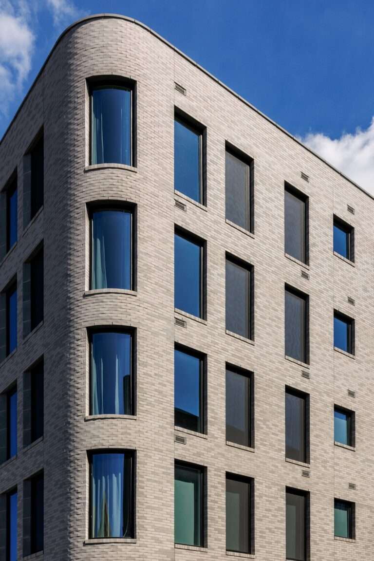 Silver City Smooth & Wirecut by Glen Gery Corp -architizer-product awards2025