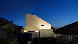 SILVER-WINNER-HOUSE-S-Best-Residential-Architecture-Nobuaki-Miyashita-MR-STUDIO-Co.-Ltd.-Isamu-K.jpg