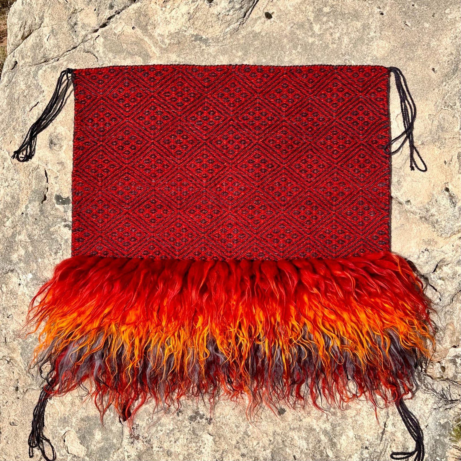 Nikyle Begay Resurrects Century-Old Diné Weavings