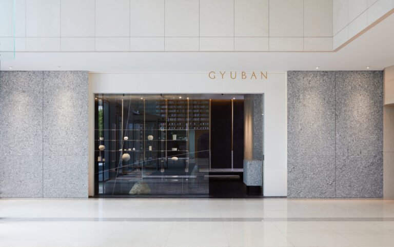 GYUBAN Restaurant / SUBTEXT