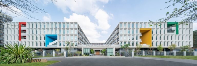 Shenzhen Longhua District Science and Training Institute affiliated experimental faculty // CAPOL INTERNATIONAL & ASSOCIATES GROUP