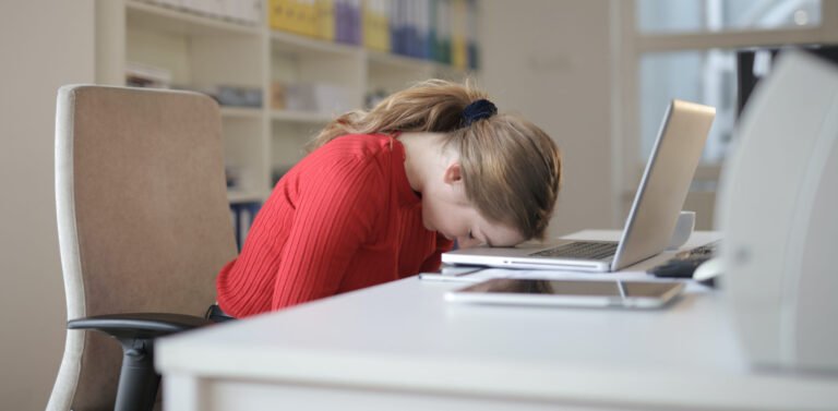3 Methods To Handle Burnout in Your Structure Observe at Yr’s Finish