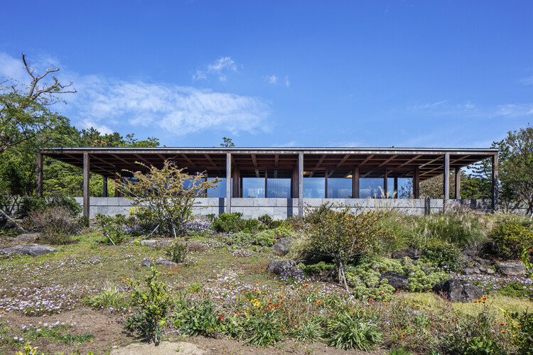 Jeju Island Tea House / Álvaro Siza Vieira + Carlos Castanheira ، © Park Wansoon