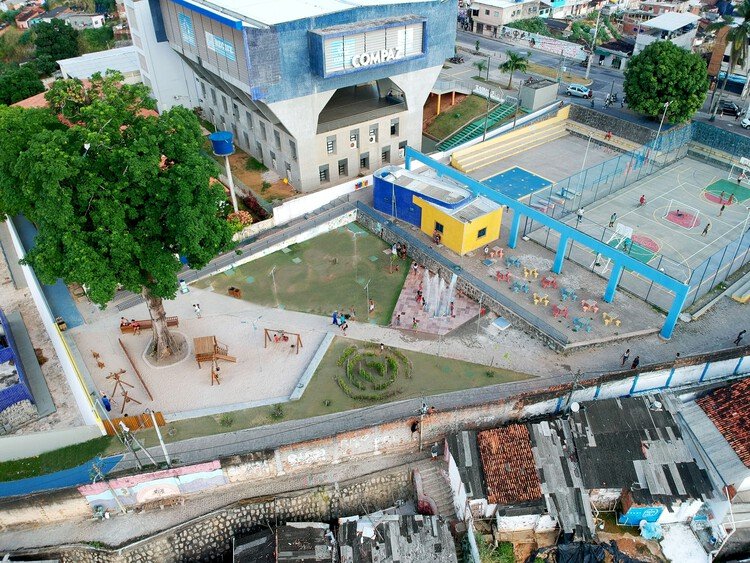 Praça da Árvore / Lazo Arquitetura e Urbanismo ، © Pedro Celso