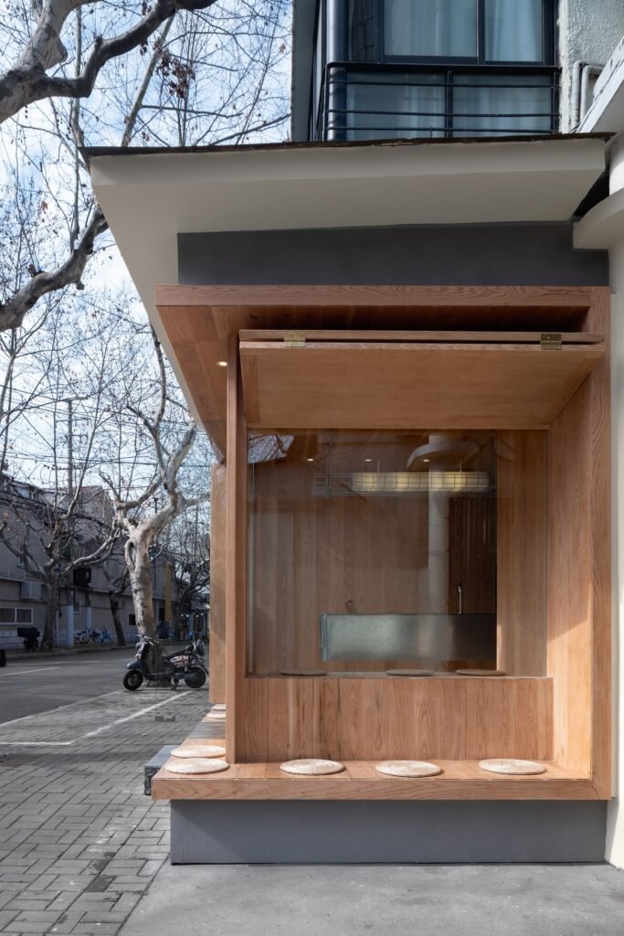 © Golucci Interior Architects