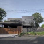 Home Behide / TOUCH Architect