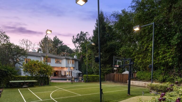 Kyle Richards and Mauricio Umansky Promote Their Conventional Bel Air Residence for $6.1 Million
