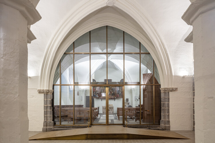 إخوة فان إيك Altarpiece Renovation / Bressers Architecten ، © Tim Van de Velde