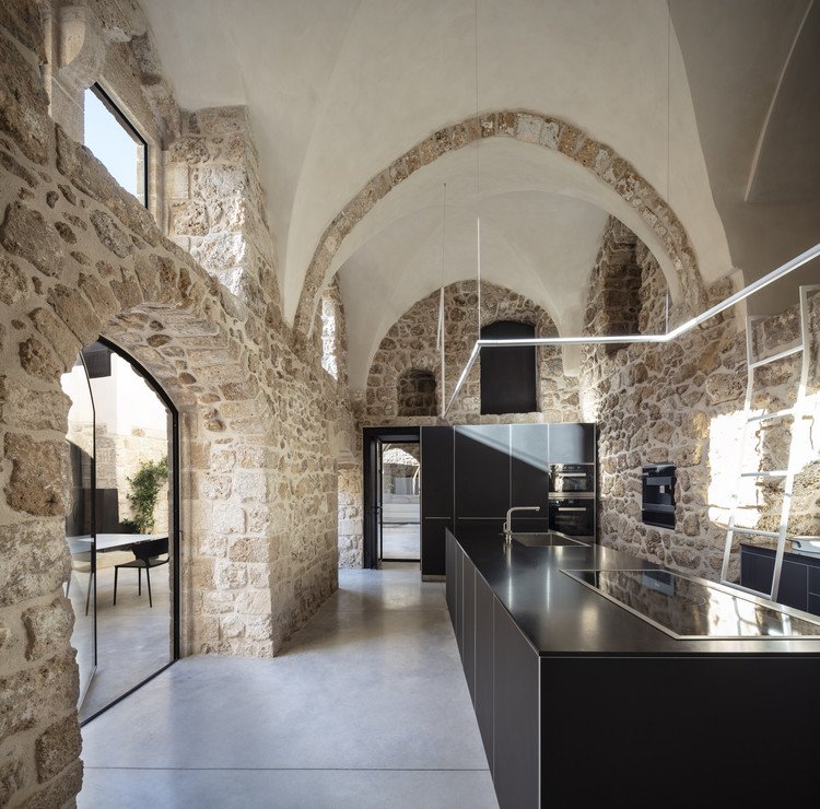 "كيف يفكر المصممون": الفائزون بجوائز التصميم الألمانية 2022 ، Old Jaffa House 4 من Pitsou Kedem Architects.  الصورة بإذن من جوائز التصميم الألمانية 2022
