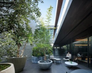 Timeless Residence / APOLLO Architects & Associates ، © Masao Nishikawa