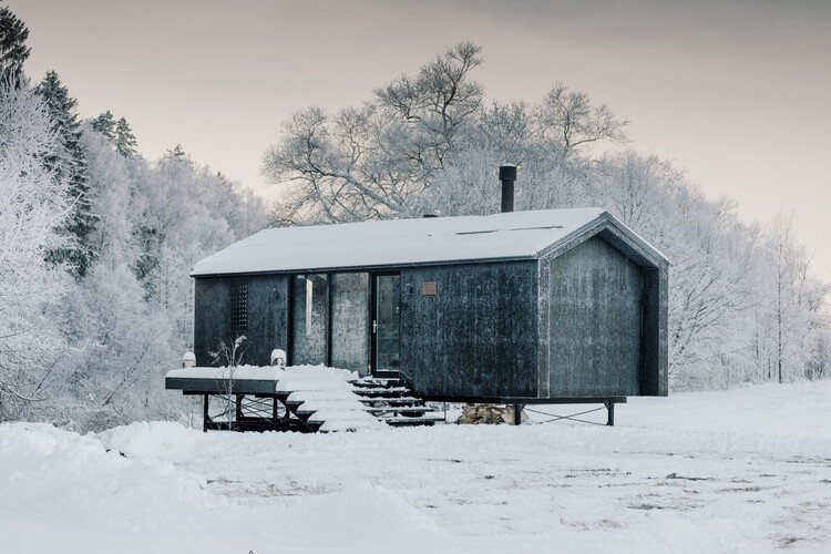 Modular House TOPOL 27 / BIO-architects ، © Arseny Rossikhin