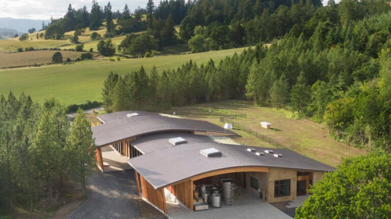 Abbott Claim Winery / Soderstrom Architects + Ferar Studio