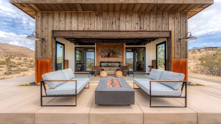9 of the Best Joshua Tree Airbnbs That Make for Cozy Vacation Spots