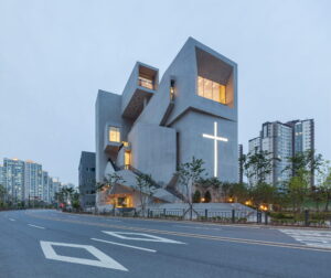 المجلدات الفاضلة: 8 كنائس كورية جنوبية تقود موجة جديدة من الحداثة الضخمة