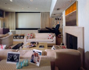 منزل فرانك سيناتراس بالم سبرينغز الذي ظهر في عدد ديسمبر 1998 من ميلادي.