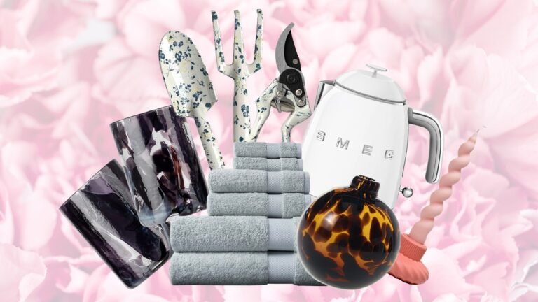 65 Best Gifts for Moms that She’ll Absolutely Love