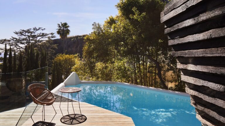 Tour an Iconic Midcentury-Modern L.A. Home That’s Surrounded By Nature and Filled With Light