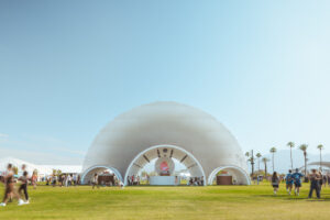 Coachella 2022 Installations Explore Architecture, Pop Culture, and Communities of the World , Circular Dimensions x Microscape by Cris Cichocki. Photo by Lance Gerber. Image Courtesy of Coachella Valley Music & Arts Festvial