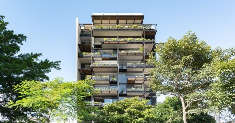 studio saxe introduces passive residential tower with verdant terraces to costa rica’s urban context
