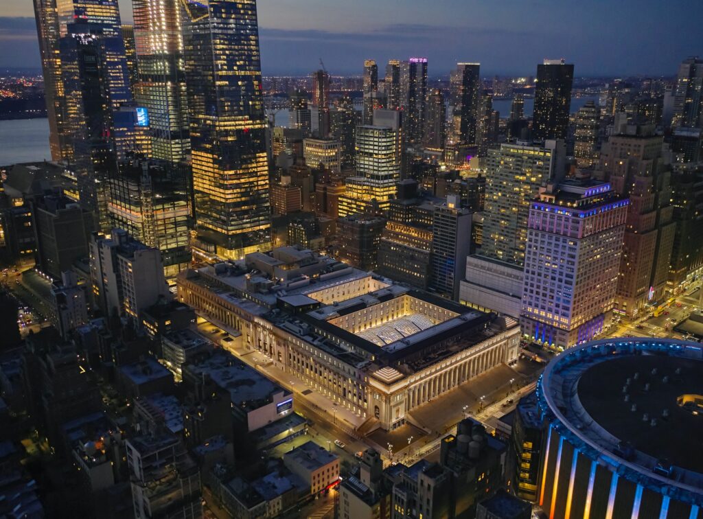 © Dave Burk & Aaron Fedor © Empire State Development |  سوم